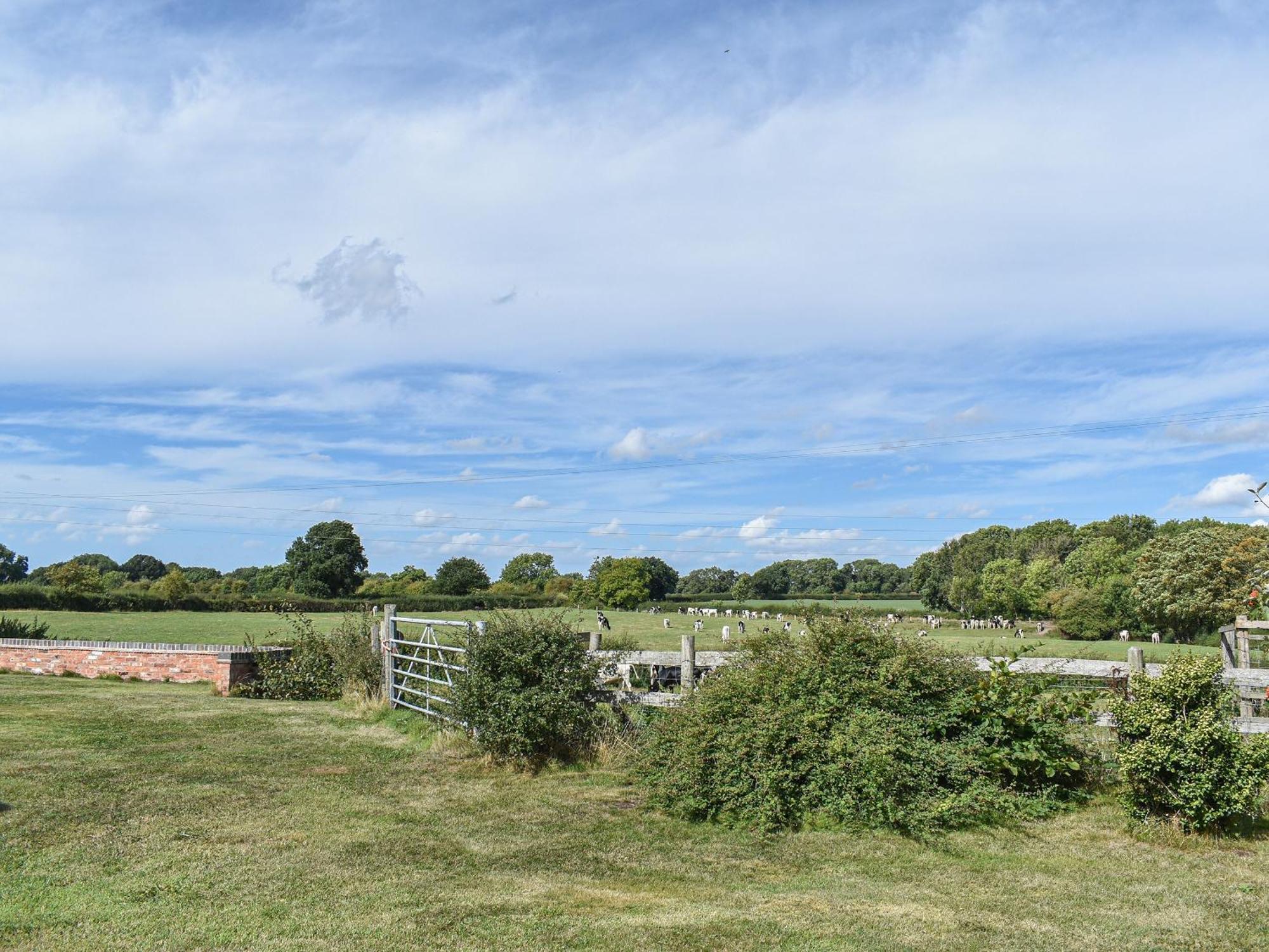 The Dairy At Brook House Farm-Uk40631 Villa Church Minshull Dış mekan fotoğraf